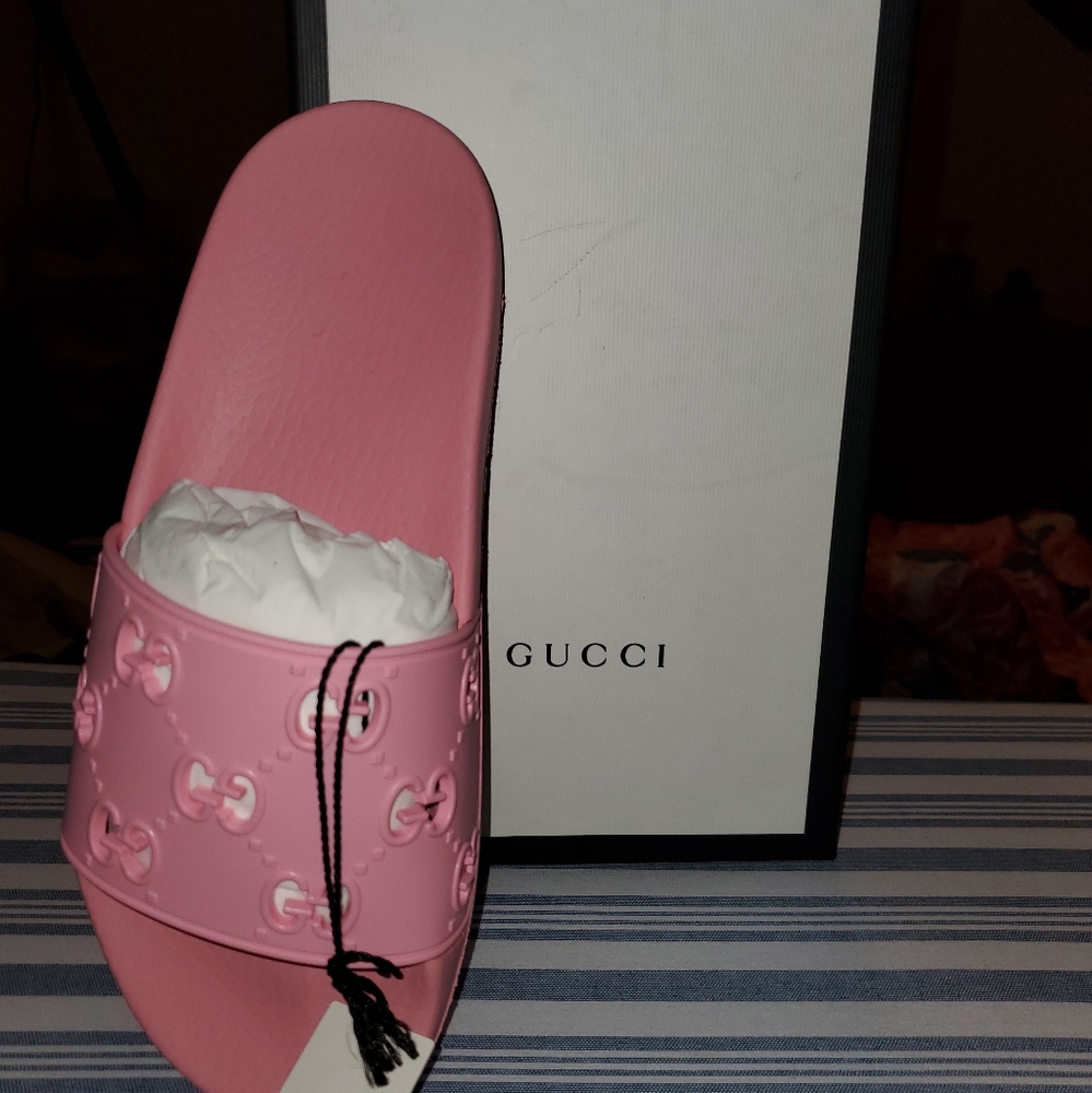 gucci slides
